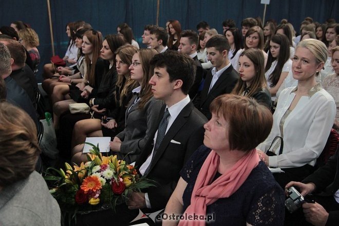 Zakończenie roku szkolnego dla maturzystów z I LO [25.04.2014] - zdjęcie #65 - eOstroleka.pl
