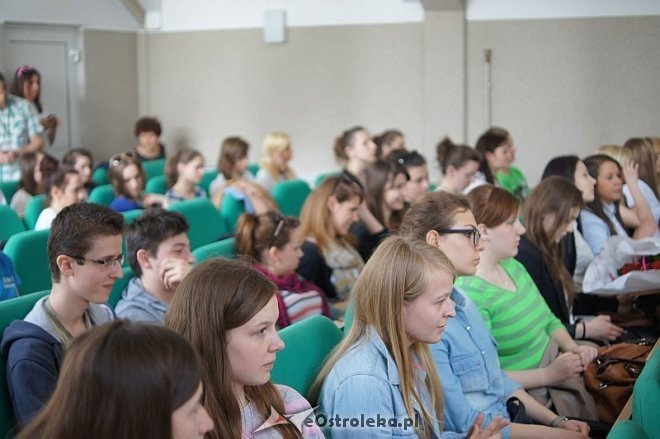 Zakończenie roku klas maturalnych w ZSZ 3 [25.04.2014] - zdjęcie #11 - eOstroleka.pl
