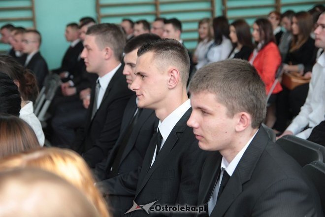 Zakończenie roku szkolnego klas maturalnych w ZSZ nr 2 [ZDJĘCIA] - zdjęcie #14 - eOstroleka.pl