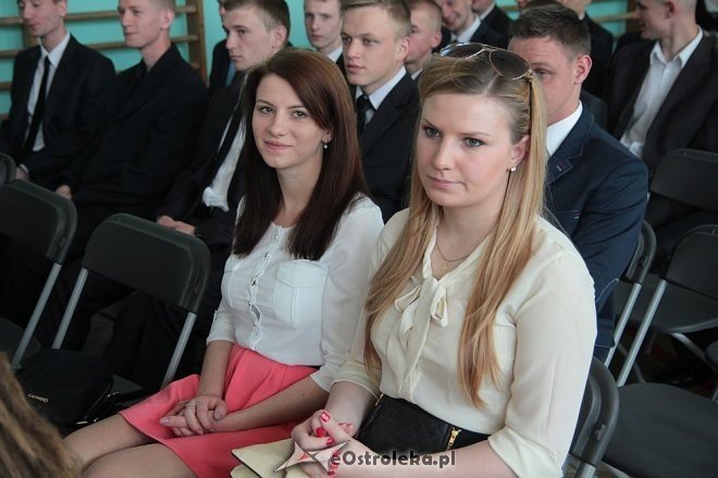 Zakończenie roku szkolnego klas maturalnych w ZSZ nr 2 [ZDJĘCIA] - zdjęcie #39 - eOstroleka.pl