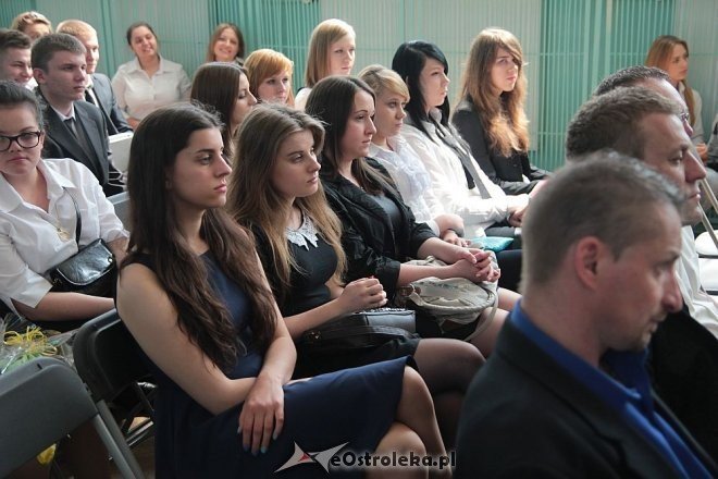 Zakończenie roku szkolnego klas maturalnych w ZSZ nr 2 [ZDJĘCIA] - zdjęcie #40 - eOstroleka.pl