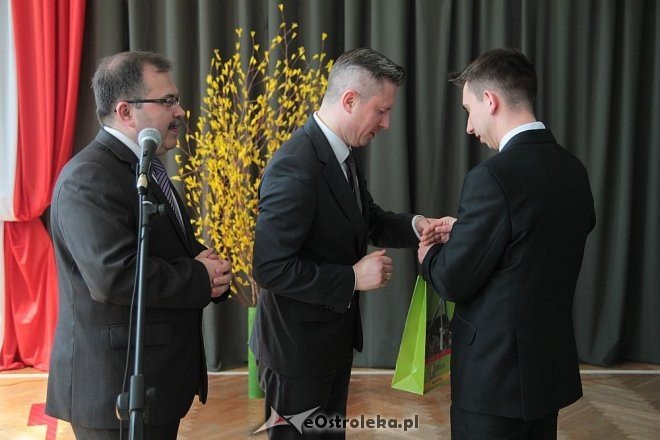 Zakończenie roku szkolnego klas maturalnych w ZSZ nr 2 [ZDJĘCIA] - zdjęcie #22 - eOstroleka.pl