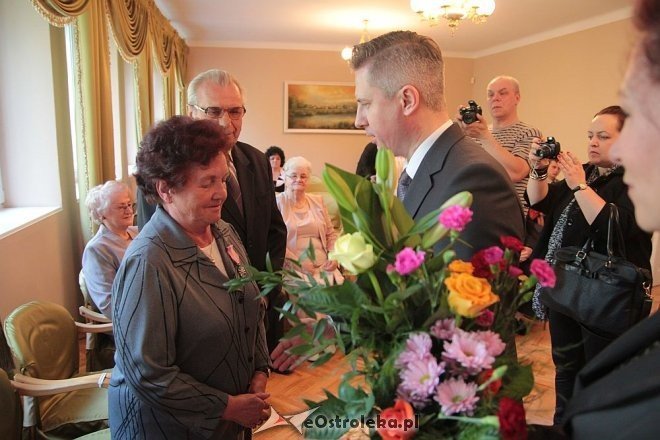 Siedem kolejnych par z Ostrołęki świętowało „Złote Gody” [25.04.2014] - zdjęcie #28 - eOstroleka.pl