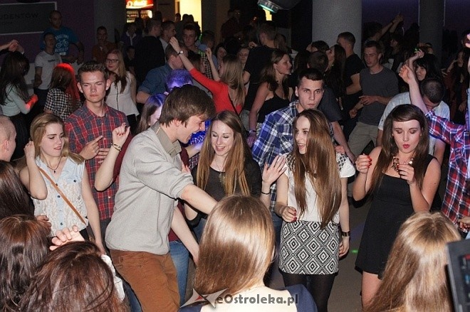 Piątkowa impreza U Studentów [25.04.2014] - zdjęcie #69 - eOstroleka.pl