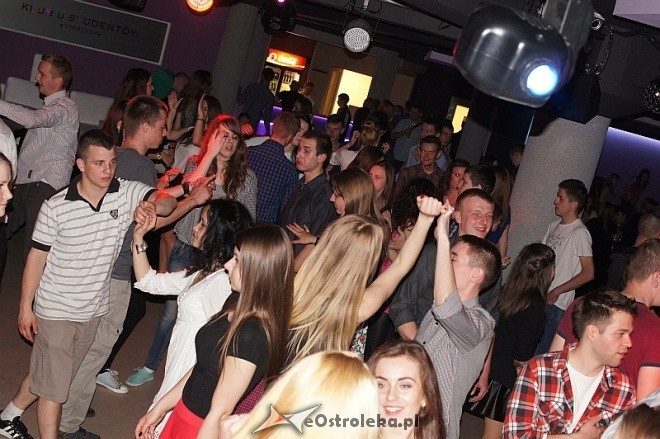 Piątkowa impreza U Studentów [25.04.2014] - zdjęcie #34 - eOstroleka.pl