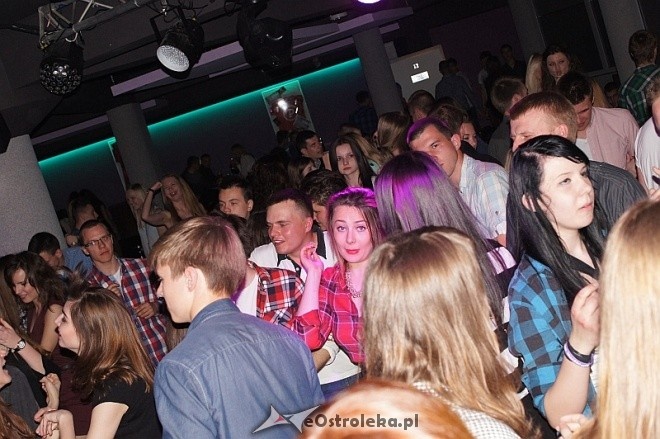 Piątkowa impreza U Studentów [25.04.2014] - zdjęcie #6 - eOstroleka.pl
