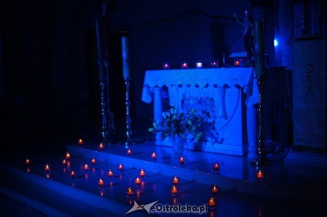 Nocne Czuwanie z Janem Pawłem II [26.04.2014] - zdjęcie #24 - eOstroleka.pl