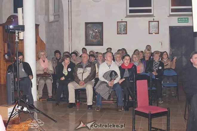 Nocne Czuwanie z Janem Pawłem II [26.04.2014] - zdjęcie #9 - eOstroleka.pl