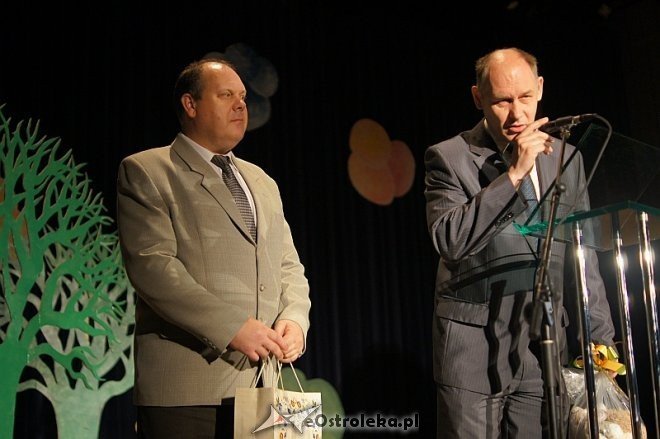 „Kraina Misiów” – takie imię otrzymało Przedszkole Miejskie nr 17 w Ostrołęce [28.04.2014] - zdjęcie #96 - eOstroleka.pl