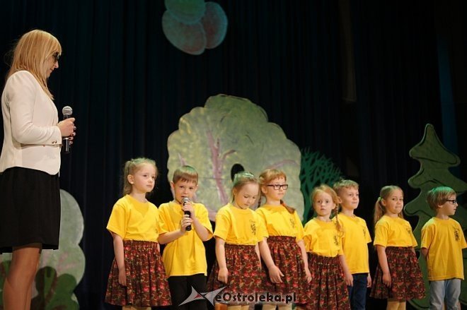 „Kraina Misiów” – takie imię otrzymało Przedszkole Miejskie nr 17 w Ostrołęce [28.04.2014] - zdjęcie #77 - eOstroleka.pl