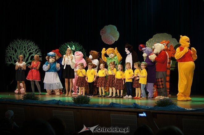 „Kraina Misiów” – takie imię otrzymało Przedszkole Miejskie nr 17 w Ostrołęce [28.04.2014] - zdjęcie #39 - eOstroleka.pl