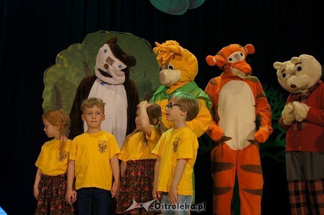 „Kraina Misiów” – takie imię otrzymało Przedszkole Miejskie nr 17 w Ostrołęce [28.04.2014] - zdjęcie #33 - eOstroleka.pl