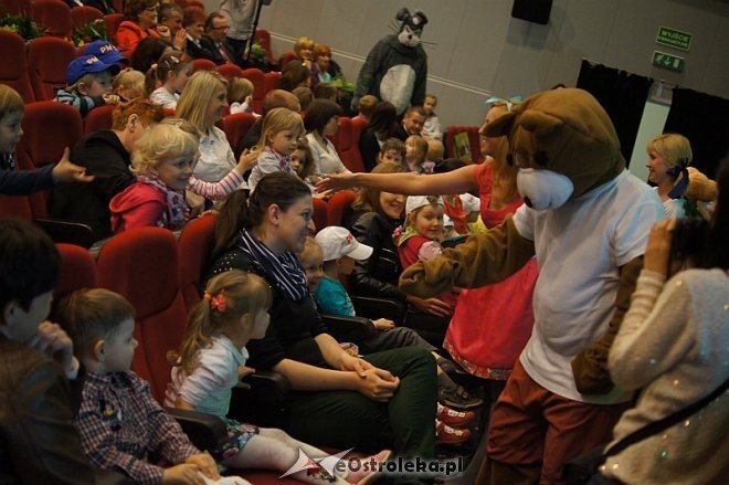 „Kraina Misiów” – takie imię otrzymało Przedszkole Miejskie nr 17 w Ostrołęce [28.04.2014] - zdjęcie #32 - eOstroleka.pl