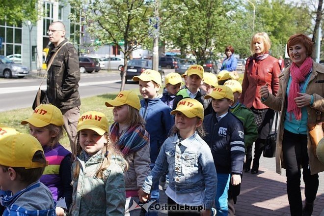 „Kraina Misiów” – takie imię otrzymało Przedszkole Miejskie nr 17 w Ostrołęce [28.04.2014] - zdjęcie #23 - eOstroleka.pl