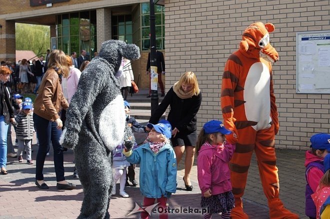 „Kraina Misiów” – takie imię otrzymało Przedszkole Miejskie nr 17 w Ostrołęce [28.04.2014] - zdjęcie #8 - eOstroleka.pl