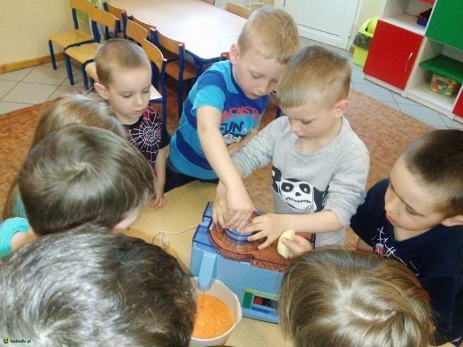 „Zdrowy i wesoły przedszkolak” – cykl zajęć prozdrowotnych dla przedszkolaków [29.04.2014] - zdjęcie #34 - eOstroleka.pl