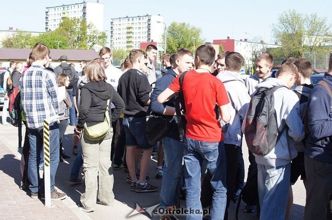 Pieszy rajd uczniów ZSZ nr 1 w Ostrołęce [30.04.2014] - zdjęcie #47 - eOstroleka.pl
