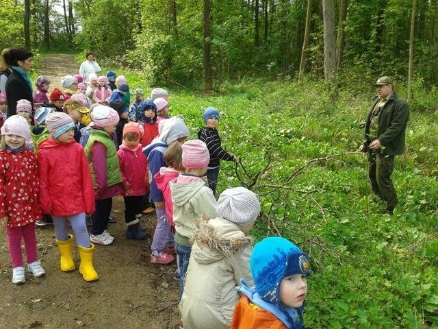 Edukacyjnie i ekologicznie – wycieczka przedszkolaków z Goworowa [ZDJĘCIA] - zdjęcie #10 - eOstroleka.pl