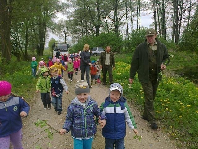 Edukacyjnie i ekologicznie – wycieczka przedszkolaków z Goworowa [ZDJĘCIA] - zdjęcie #1 - eOstroleka.pl