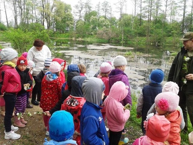 Edukacyjnie i ekologicznie – wycieczka przedszkolaków z Goworowa [ZDJĘCIA] - zdjęcie #12 - eOstroleka.pl