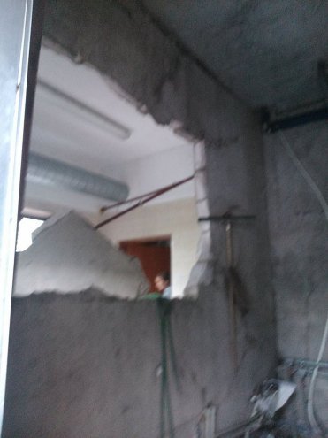 Czerwin: Wybuch pieca zniszczył kilka ścian w budynku mieszkalnym [01.05.2014] - zdjęcie #4 - eOstroleka.pl