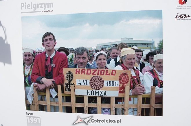 Wystawa zdjęć Mariana Zubrzyckiego poświęcona Janowi Pawłowi II [02.05.2014] - zdjęcie #11 - eOstroleka.pl