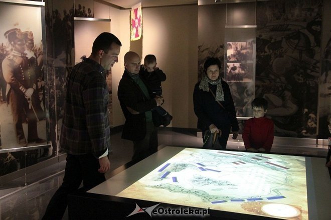 Biało-Czerwona obowiązkowo – patriotyczne warsztaty na Fortach Bema [ZDJĘCIA] - zdjęcie #1 - eOstroleka.pl