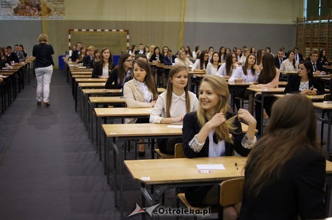 Matura 2014: Język Polski w III LO w Ostrołęce [05.05.2014] - zdjęcie #20 - eOstroleka.pl