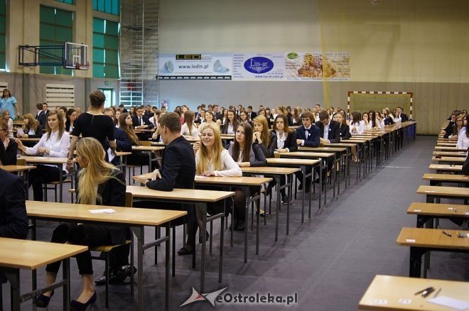 Matura 2014: Język Polski w III LO w Ostrołęce [05.05.2014] - zdjęcie #13 - eOstroleka.pl