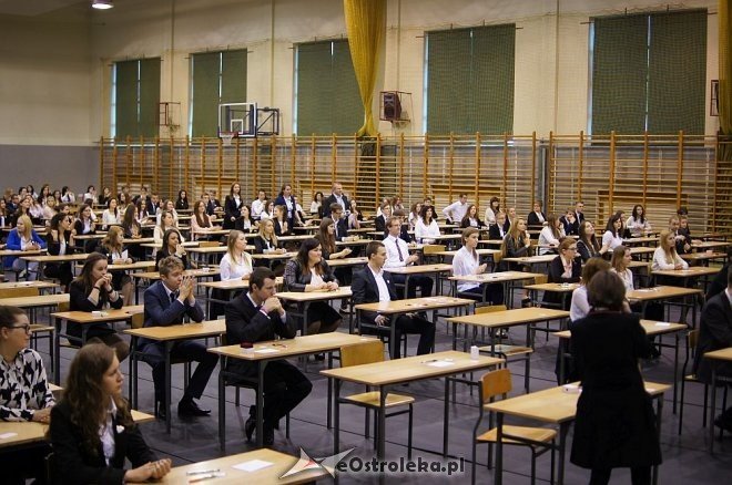 Matura 2014: Język Polski w III LO w Ostrołęce [05.05.2014] - zdjęcie #3 - eOstroleka.pl