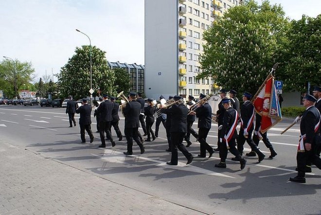 Ostrołęccy strażacy uroczyście obchodzili święto swojego patrona [04.05.2014] - zdjęcie #5 - eOstroleka.pl