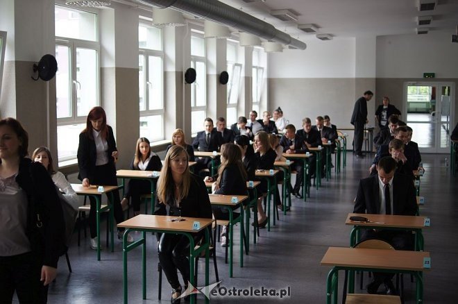 Matura 2014: Język obcy na maturze w ZSZ nr 2 w Ostrołęce [07.05.2014] - zdjęcie #23 - eOstroleka.pl
