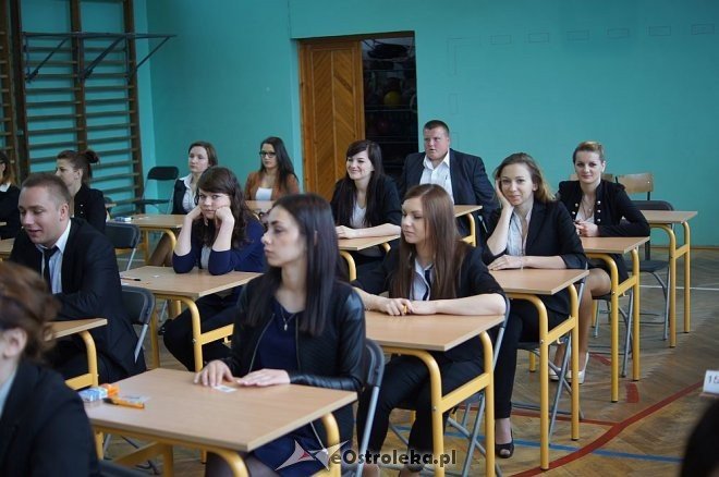Matura 2014: Język obcy na maturze w ZSZ nr 2 w Ostrołęce [07.05.2014] - zdjęcie #6 - eOstroleka.pl