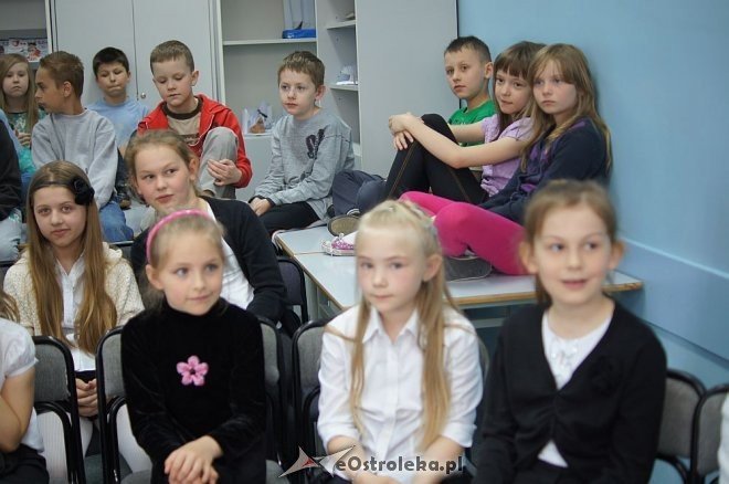 „Pierwszy Krok w Poezję” – eliminacje szkolne w SP nr 10 [07.05.2014] - zdjęcie #24 - eOstroleka.pl