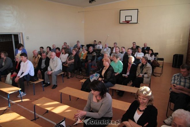 Spotkanie sprawozdawcze Rady Osiedla Stacja [08.05.2014] - zdjęcie #9 - eOstroleka.pl