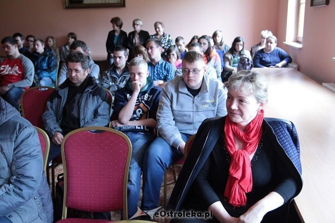 Marian Piłka w Kadzidle: Polityka jest tylko dla ludzi odpowiedzialnych [10.05.2014] - zdjęcie #20 - eOstroleka.pl