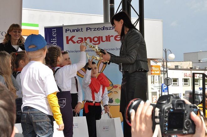 I Festiwal Piosenki w Języku Angielskim [10.05.2014] - zdjęcie #11 - eOstroleka.pl