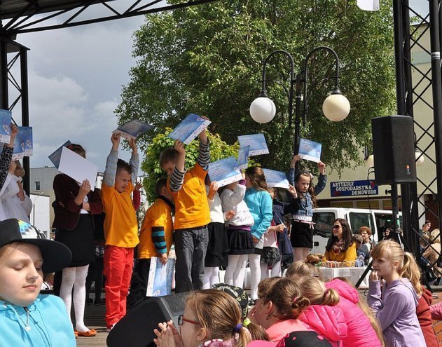 I Festiwal Piosenki w Języku Angielskim [10.05.2014] - zdjęcie #7 - eOstroleka.pl