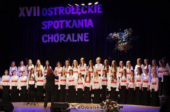 XVII Ostrołęckie Spotkania Chóralne [ZDJĘCIA] - zdjęcie #5 - eOstroleka.pl