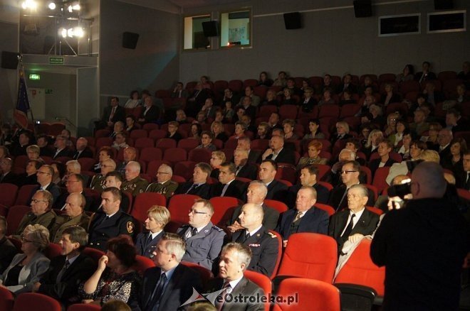 Uroczysta sesja Rady Miasta Ostrołęki [12.05.2014] - zdjęcie #16 - eOstroleka.pl