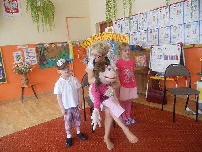 Święto Książki w Przedszkolu nr 8 - zdjęcie #1 - eOstroleka.pl