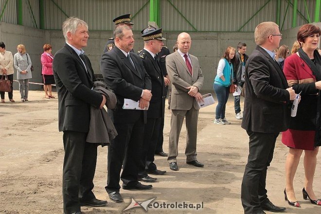 Uroczyste wmurowanie aktu erekcyjnego pod budowę Samorządowej Stacji Segregacji Odpadów Komunalnych [14.05.2014] - zdjęcie #75 - eOstroleka.pl