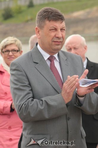 Uroczyste wmurowanie aktu erekcyjnego pod budowę Samorządowej Stacji Segregacji Odpadów Komunalnych [14.05.2014] - zdjęcie #48 - eOstroleka.pl