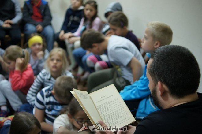 Kultownia: Staszek Orłowski czytał dzieciom [16.05.2014] - zdjęcie #9 - eOstroleka.pl