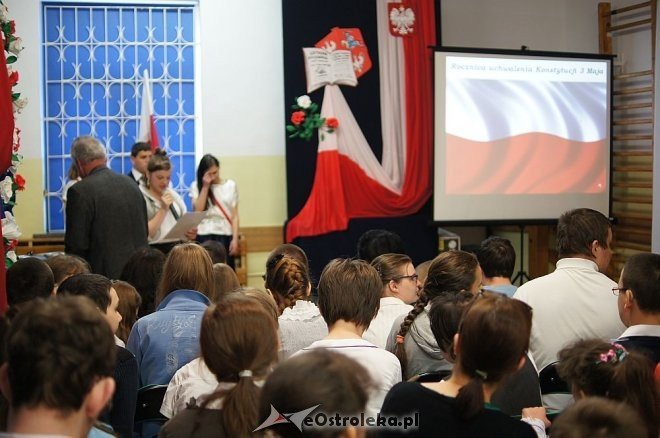 Obchody Święta Konstytucji w Ośrodku Szkolno – Wychowawczym w Ostrołęce [19.05.2014] - zdjęcie #15 - eOstroleka.pl