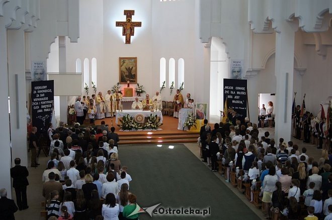 Uroczystości w Szkole Podstawowej nr 10 [19.05.2014] - zdjęcie #153 - eOstroleka.pl