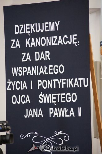 Uroczystości w Szkole Podstawowej nr 10 [19.05.2014] - zdjęcie #25 - eOstroleka.pl
