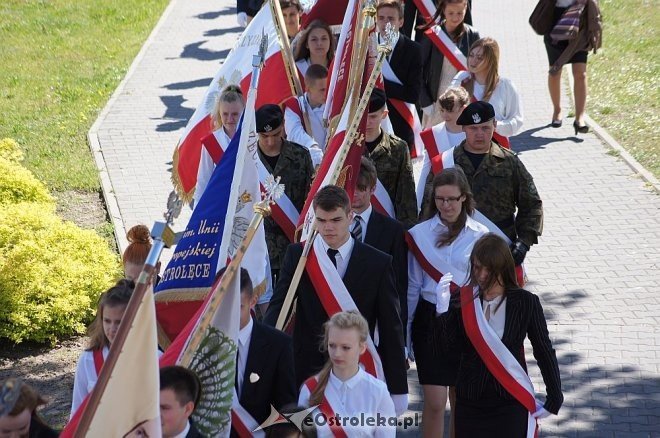 Uroczystości w Szkole Podstawowej nr 10 [19.05.2014] - zdjęcie #129 - eOstroleka.pl