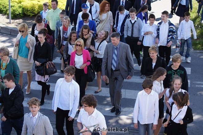 Uroczystości w Szkole Podstawowej nr 10 [19.05.2014] - zdjęcie #29 - eOstroleka.pl