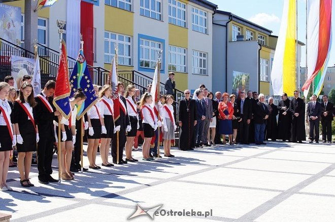 Uroczystości w Szkole Podstawowej nr 10 [19.05.2014] - zdjęcie #100 - eOstroleka.pl